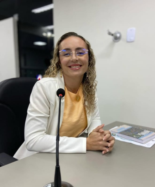 MERCIA LUCIA DE QUEIROZ BRITO
